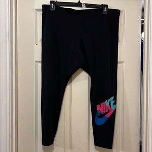 Plus size Nike tights